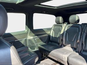 Mercedes-Benz V-Class V300d Exclusive - Image 15