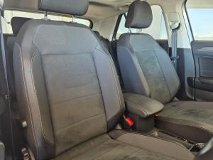 Volkswagen T-Roc 2.0TSI 4Motion Design - Image 11