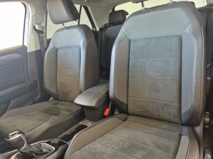Volkswagen T-Roc 2.0TSI 4Motion Design - Image 23