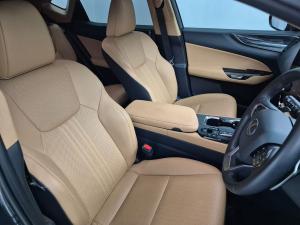 Lexus NX 350h EX - Image 9