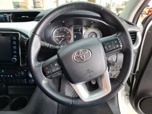 Toyota Hilux 2.8GD-6 double cab Raider auto - Image 8