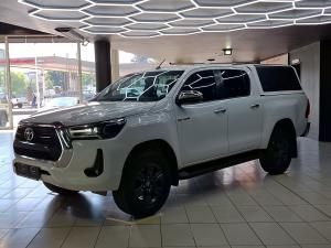 Toyota Hilux 2.8GD-6 double cab Raider auto - Image 17