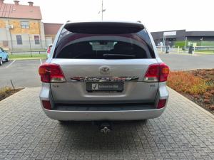 Toyota Land Cruiser 200 4.5D-4D V8 VX - Image 5
