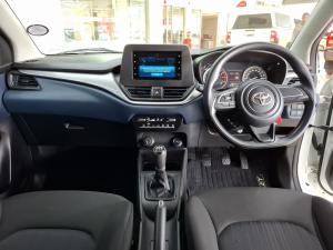 Toyota Starlet 1.5 XS manual - Image 6