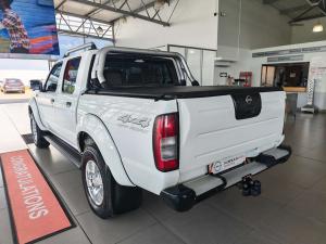 Nissan Hardbody NP300 2.5 TDi 4X4D/C - Image 17