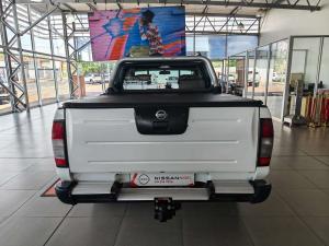 Nissan Hardbody NP300 2.5 TDi 4X4D/C - Image 4