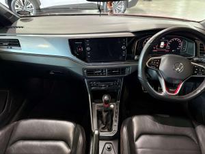 Volkswagen Polo 2.0 GTI DSG - Image 13