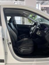 Hyundai i20 1.4 Motion auto - Image 12
