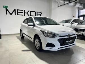 Hyundai i20 1.4 Motion auto - Image 1