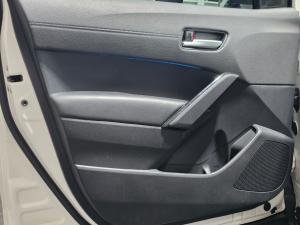 Toyota Corolla Cross 1.8 GR-Sport - Image 22