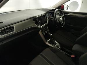 Volkswagen T-ROC 2.0 TSI Design 4MOT DSG - Image 8