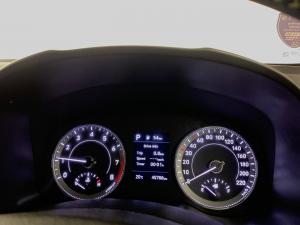 Hyundai Venue 1.0 Tgdi Fluid DCT - Image 13