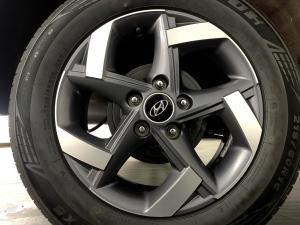 Hyundai Venue 1.0 Tgdi Fluid DCT - Image 14