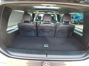 Mercedes-Benz V-Class V300d Avantgarde AMG Line - Image 20