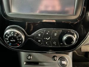Renault Captur 66kW turbo Expression - Image 13
