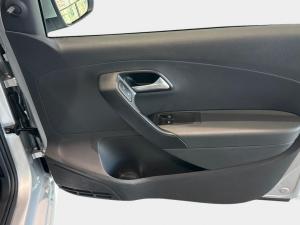 Volkswagen Polo Vivo hatch 1.4 Life - Image 16