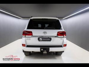 Toyota Land Cruiser 200 4.5D-4D V8 VX-R - Image 5