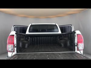 Toyota Hilux 2.4GD-6 double cab 4x4 Raider auto - Image 13