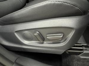 Toyota Corolla Cross 1.8 XR - Image 16