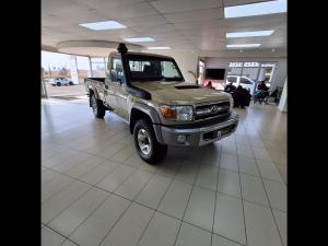 Toyota Land Cruiser 79 4.5D-4D LX V8 single cab - Image 1