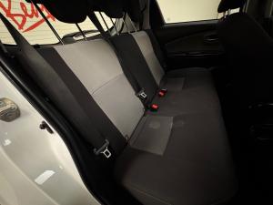 Toyota Yaris 1.0 Pulse - Image 16