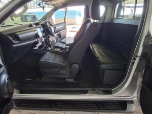 Toyota Hilux 2.4GD-6 Xtra cab Raider auto - Image 7