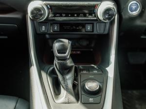 Toyota RAV4 2.5 Hybrid VX E-Four - Image 9