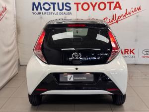 Toyota Aygo 1.0 X-Play - Image 5