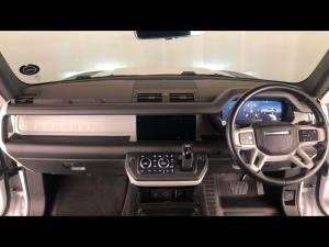 Land Rover Defender 90 D300 X-Dynamic HSE - Image 6