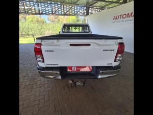 Toyota Hilux 2.4GD-6 single cab 4x4 Raider manual - Image 5