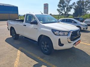 Toyota Hilux 2.4GD-6 single cab 4x4 Raider manual - Image 1