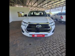 Toyota Hilux 2.4GD-6 single cab 4x4 Raider manual - Image 4