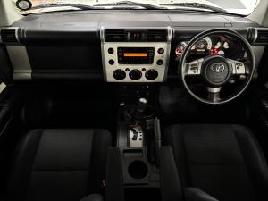 Toyota FJ Cruiser FJ Cruiser - Image 6