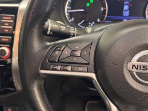Nissan Navara 2.5DDTi double cab LE Plus - Image 9
