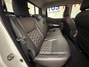 Nissan Navara 2.5DDTi double cab LE Plus - Image 16