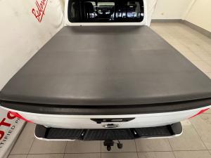 Nissan Navara 2.5DDTi double cab LE Plus - Image 18