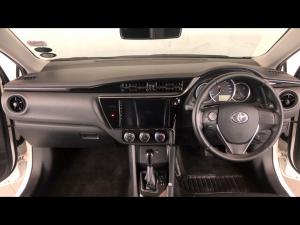 Toyota Corolla Quest 1.8 Prestige auto - Image 6