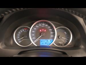 Toyota Corolla Quest 1.8 Prestige auto - Image 9