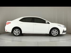Toyota Corolla Quest 1.8 Prestige auto - Image 3