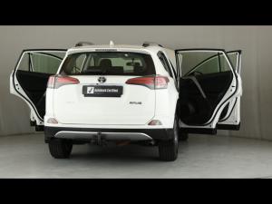 Toyota RAV4 2.0 GX - Image 24