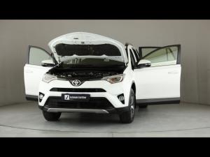 Toyota RAV4 2.0 GX - Image 28