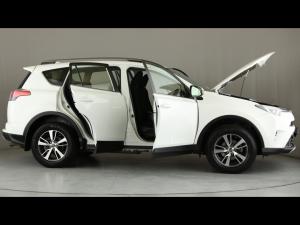 Toyota RAV4 2.0 GX - Image 30