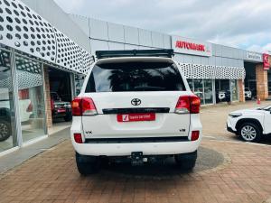 Toyota Land Cruiser 200 4.5D-4D V8 VX - Image 5