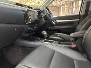 Toyota Hilux 2.8GD-6 double cab Raider auto - Image 7