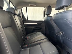 Toyota Hilux 2.8GD-6 double cab Raider auto - Image 18