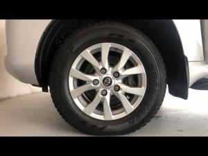 Toyota Land Cruiser 200 4.5D-4D V8 VX-R - Image 18