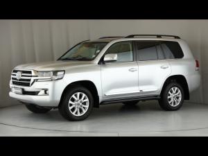 Toyota Land Cruiser 200 4.5D-4D V8 VX-R - Image 23