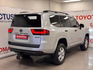 Toyota Land Cruiser 300 3.3D GX-R - Image 2