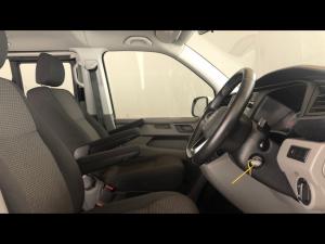 Volkswagen Transporter 2.0TDI Kombi SWB Trendline auto - Image 10