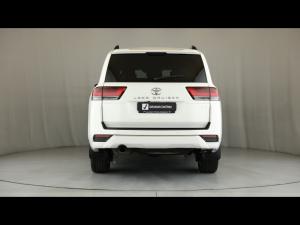 Toyota Land Cruiser 300 3.3D ZX - Image 5